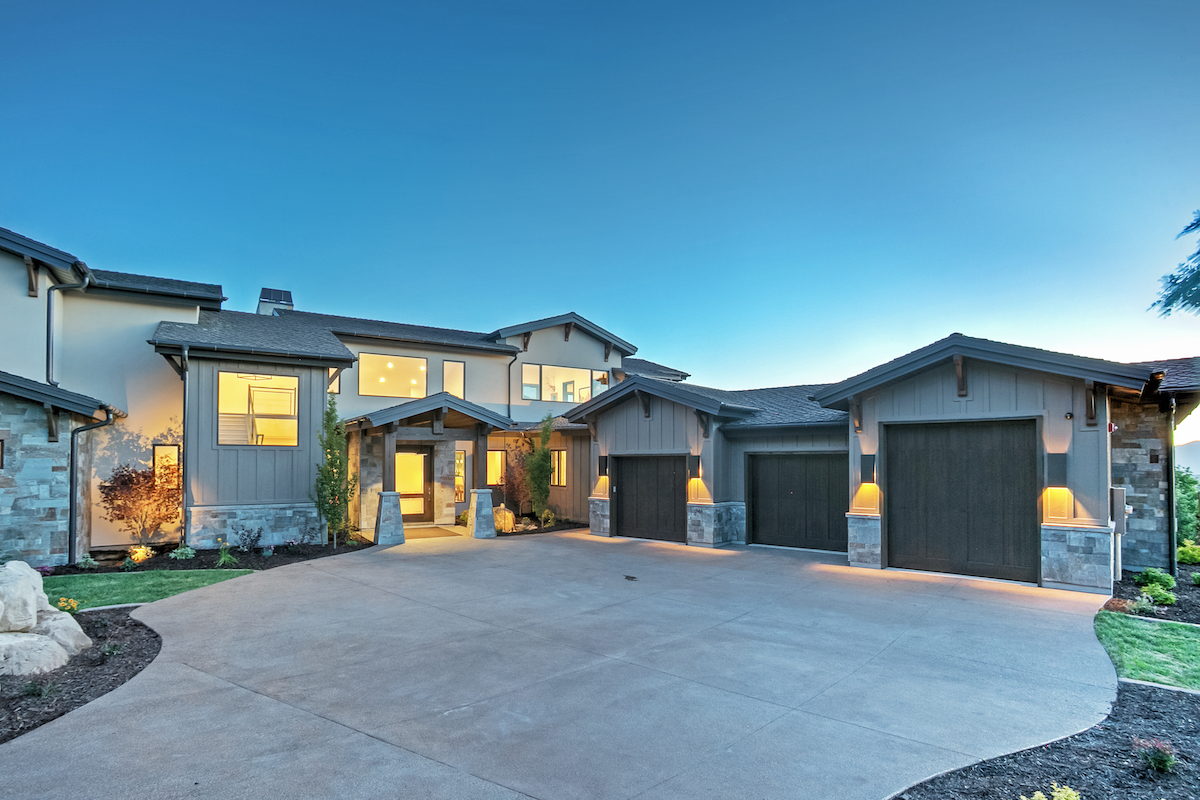 743 S. Summit Creek Dr, Woodland Hills, UT