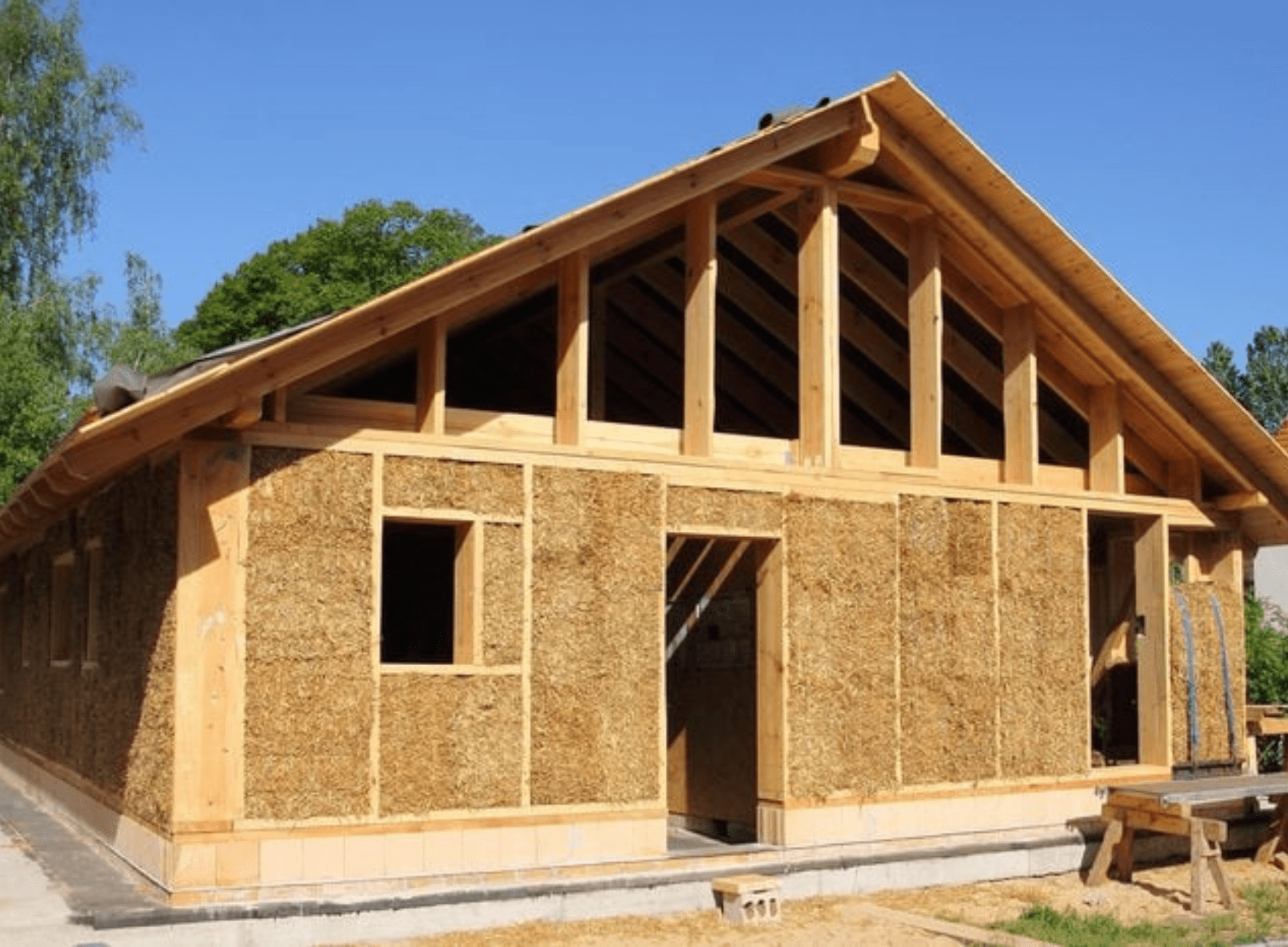 Using straw bales as a sustainable building material