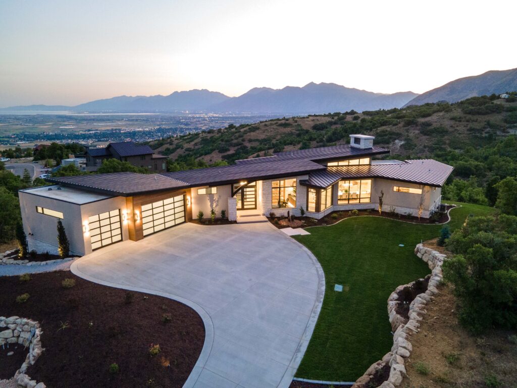 Summit Creek is a beautiful mountain community in Woodland Hills, Utah